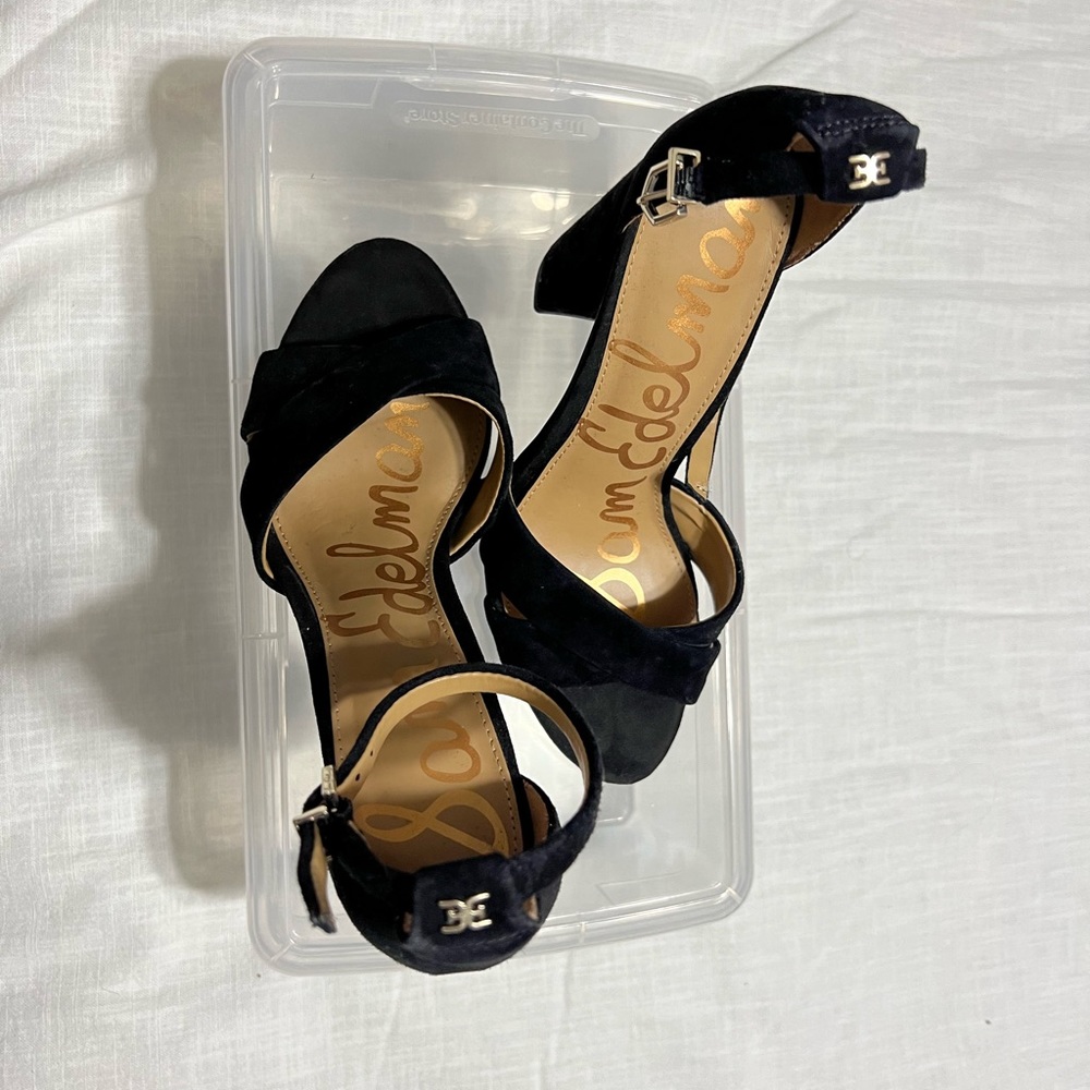 Sam Edelman Yancy Block Heel (Black)